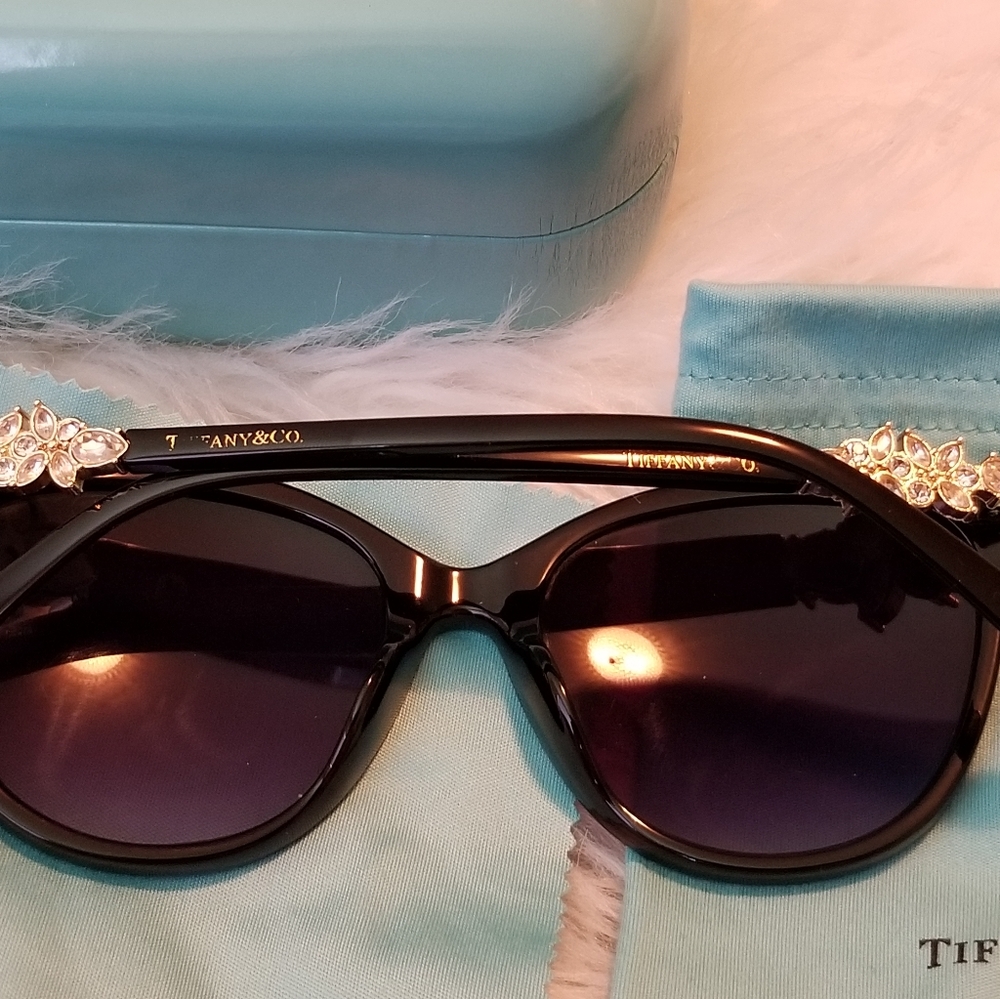 TIFFANY & Co Jewel Flower Sunglasses